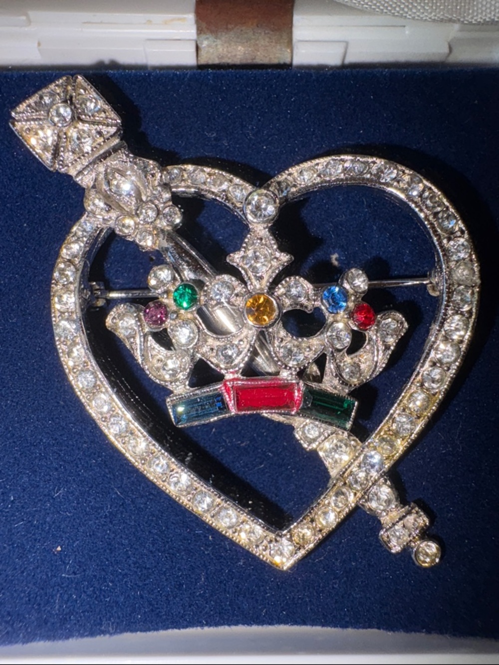 Vintage ORO Royal Heart Brooch with Multicolored Crown & Crystal Scepter *READ*